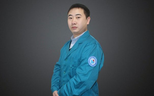 張亞輝